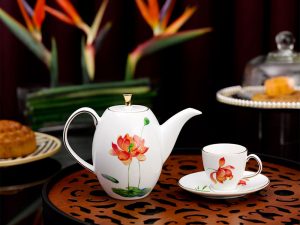 Bộ Ấm Chén uống trà Minh Long cao 0.47 L – Anna – Hương Sen
