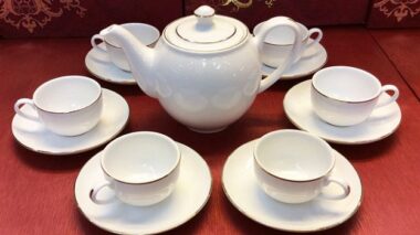 Bộ Ấm Chén Minh Long 0.5L, 0.8 L Camellia Chỉ Vàng