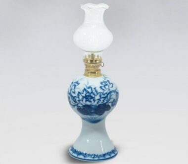 Đèn Dầu Tròn Trắng Xanh Decal