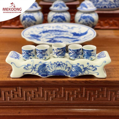 Bộ Kỷ Ngai Năm Chén