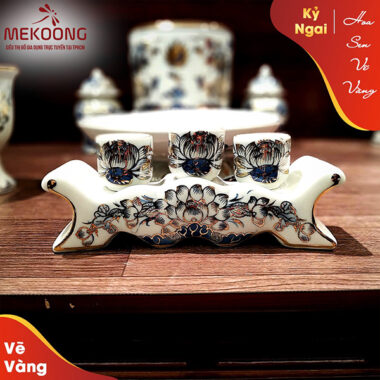 Bộ Kỷ Thờ 3 Chén Ngai Hoa Sen Vẽ Vàng