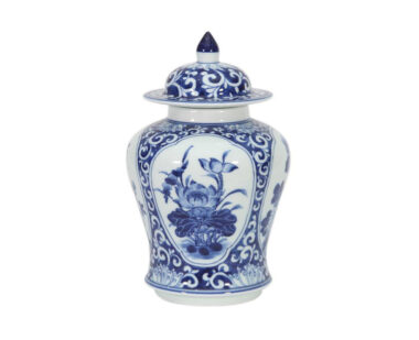 Chóe Thờ Vuốt Tay Vẽ Tứ Cảnh