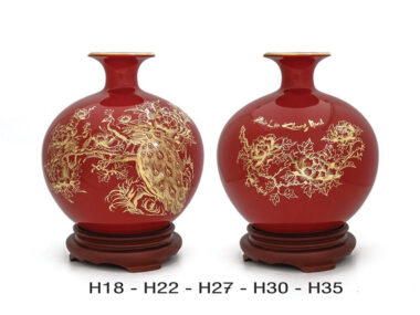 Quà Tặng Bình hoa Minh Long Lộc Phát - Sen Vàng Nền Trắng - Cao 40cm