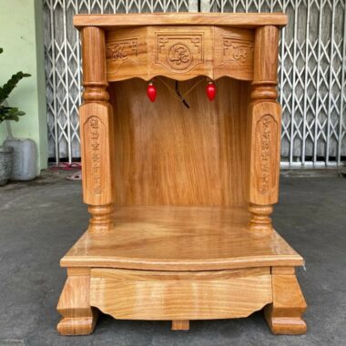 Bàn thờ thần tài ông địa gỗ gõ đỏ ngang 60 cm cột vuông mẫu mới rất đẹp