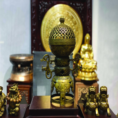 LƯ ĐỐT TRẦM THÁP 36CM NẶNG 2,8KG BẰNG ĐỒNG