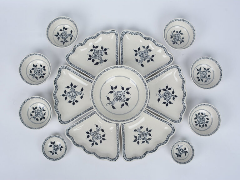 Bộ bát đĩa thờ cúng vẽ Hoa Móc cỡ nhỏ