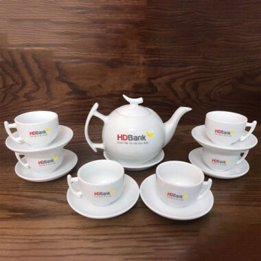 Bộ Ấm Chén Bát Tràng dáng Bưởi Cành Trắng sứ 650ml in logo HD Bank HG