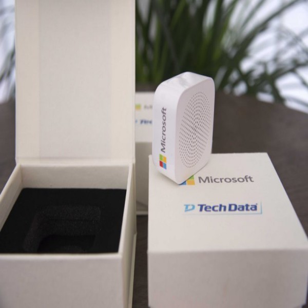 Bộ Quà Tặng Loa Bluetooth In Logo Microsoft TechData