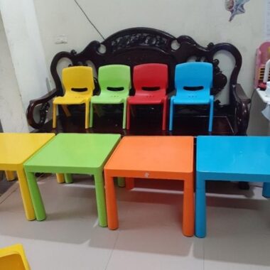 1 bàn 4 ghế nhựa đúc song long size đại