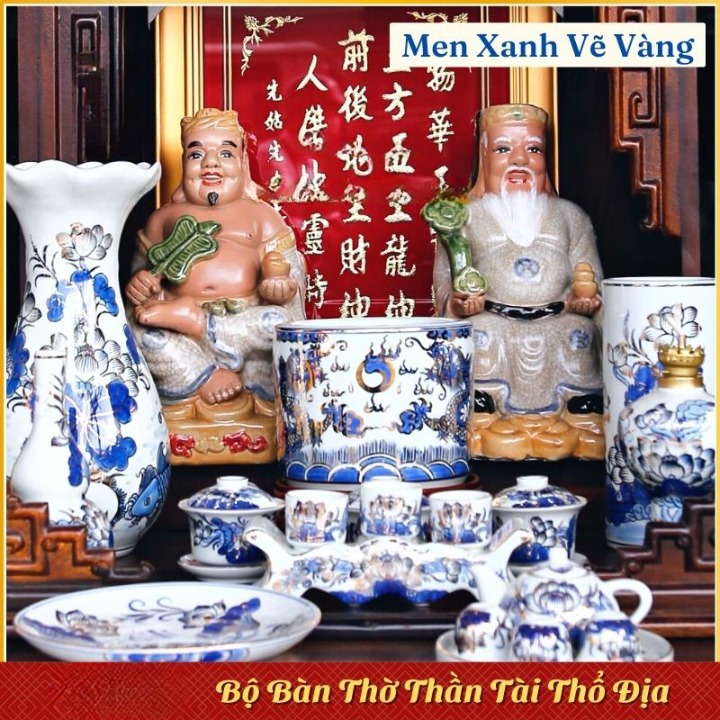 Bộ Bàn Thờ Thần Tài Ông Địa Men Lam Vẽ Vàng – Gốm Sứ Bát Tràng