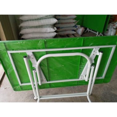 Bàn Nhựa Đúc cỡ nhỏ Trẻ Em Mầm Non