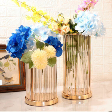 Bình thủy tinh khung kim loại vàng 03