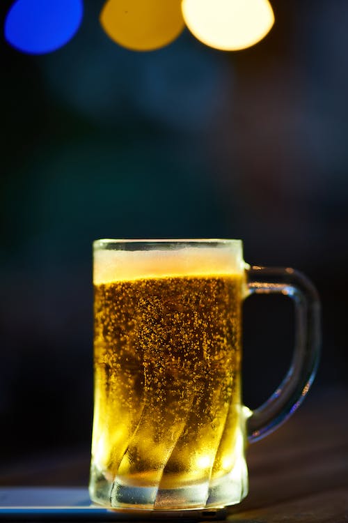 Hình ảnh uống bia uống rượu đẹp ý nghĩa nhất