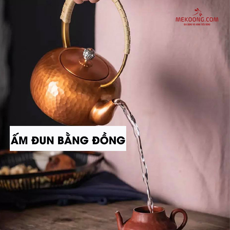 Ấm đun bằng đồng