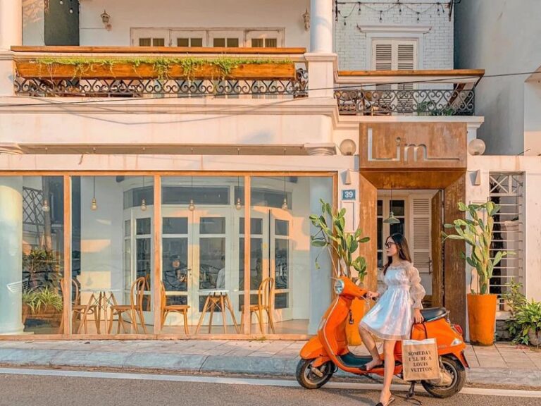 Lim Coffee Hồ Tây