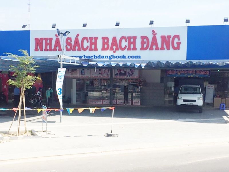 Nhà sách Bạch Đằng