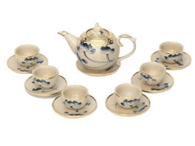 Bộ Ấm Chén Bát Tràng Men Rạn Vẽ Hoa Sen Bọc Đồng Nghệ Nhân