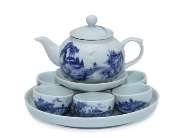 Quà tặng Bộ Ấm Chén Bát Tràng Màu Trắng Xanh Men Lam Cổ