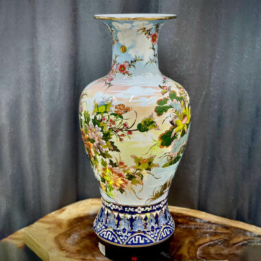 Bình hút tài lộc Bát Tràng in chữ Đảng bộ tỉnh Quảng Ninh