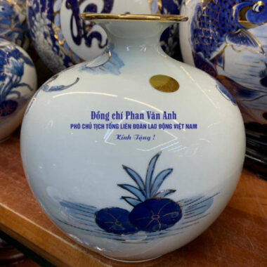 Bình hút tài lộc Bát Tràng in chữ liên đoàn lao động VN