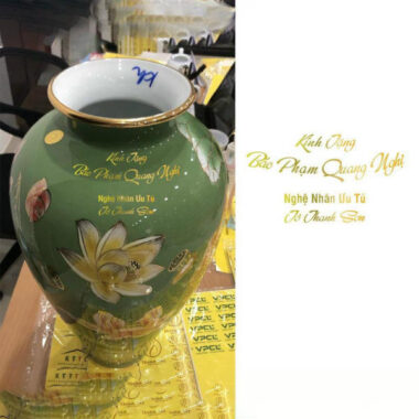 Bình hút tài lộc Bát Tràng in chữ Nghệ sĩ