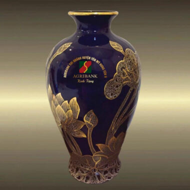 Bình hút tài lộc Bát Tràng in logo Agribank sang trọng