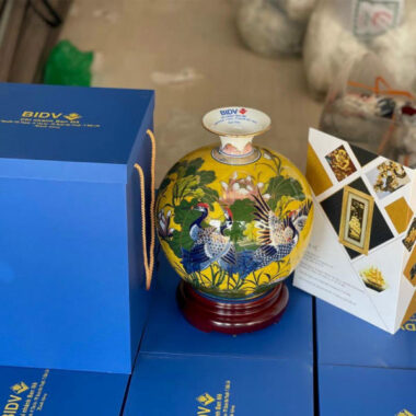 Bình hút tài lộc Bát Tràng in logo BIDV