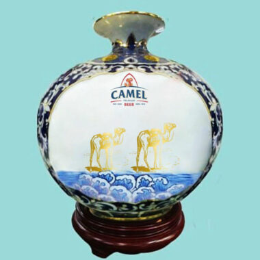 Bình hút tài lộc Bát Tràng in logo Camel