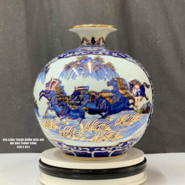 Bình hút tài lộc Bát Tràng mã đáo