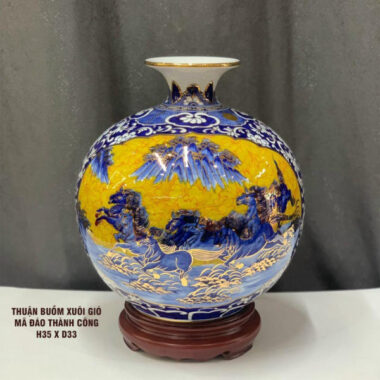Bình hút tài lộc Bát Tràng vẽ vàng thuận buồm