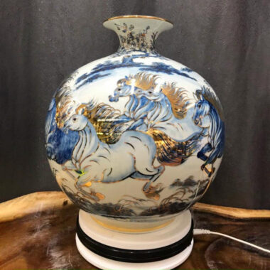 Bình Hút Tài lộc Bát Tràng Vẽ Vàng Tứ Mã In Logo Theo Yêu Cầu