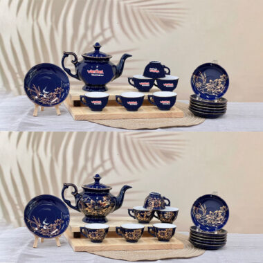 Bộ ấm trà dĩa lót xanh vẽ vàng hoa sen in logo Viettel