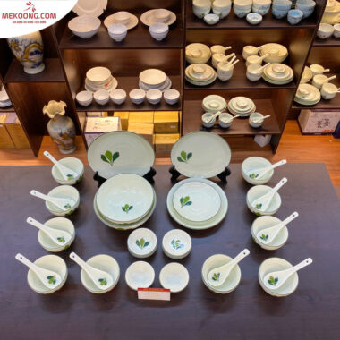 Bộ đồ ăn bát tràng họa tiết 3 lá_4748