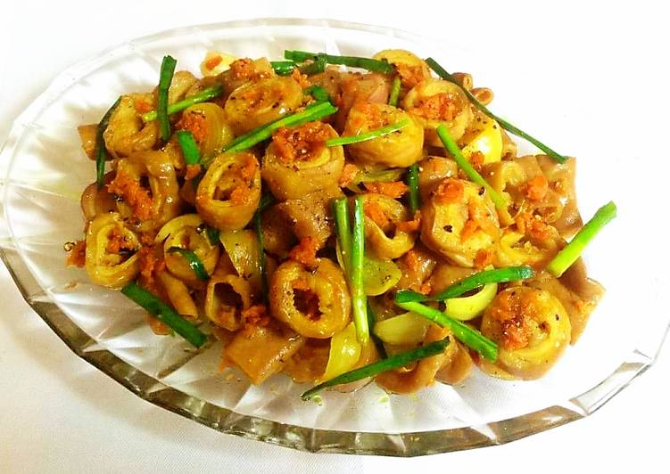 Cách làm thịt bò xào nghệ