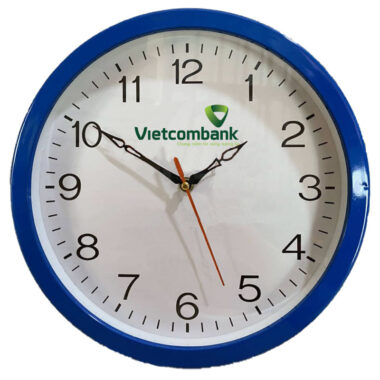 Đồng hồ treo tường màu xanh dương kim rỗng in logo VIB