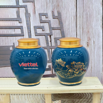 Hũ trà màu xanh ngọc đại dương vẽ vàng hoa sen in logo Viettel ATILGMK36