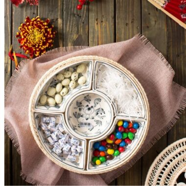 Khay mứt tết Bát Tràng họa tiết hoa sen xanh đậm