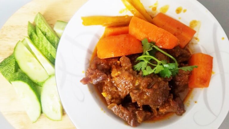 thit bo kho ca rot thumbnail 1