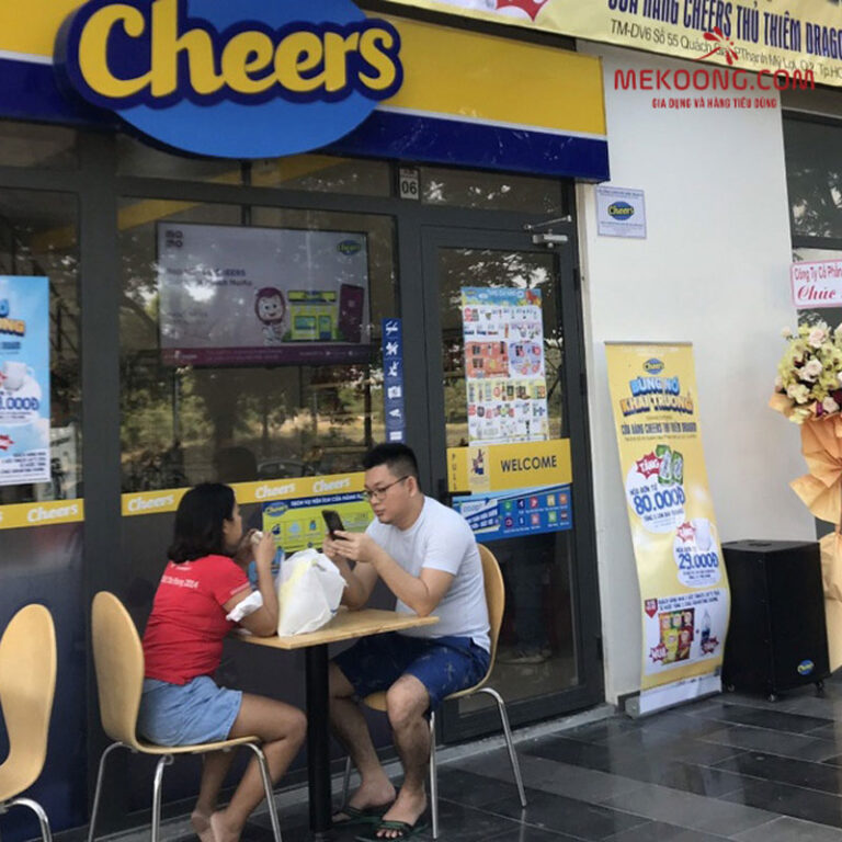 Cửa hàng tiện lợi Cheers TPHCM