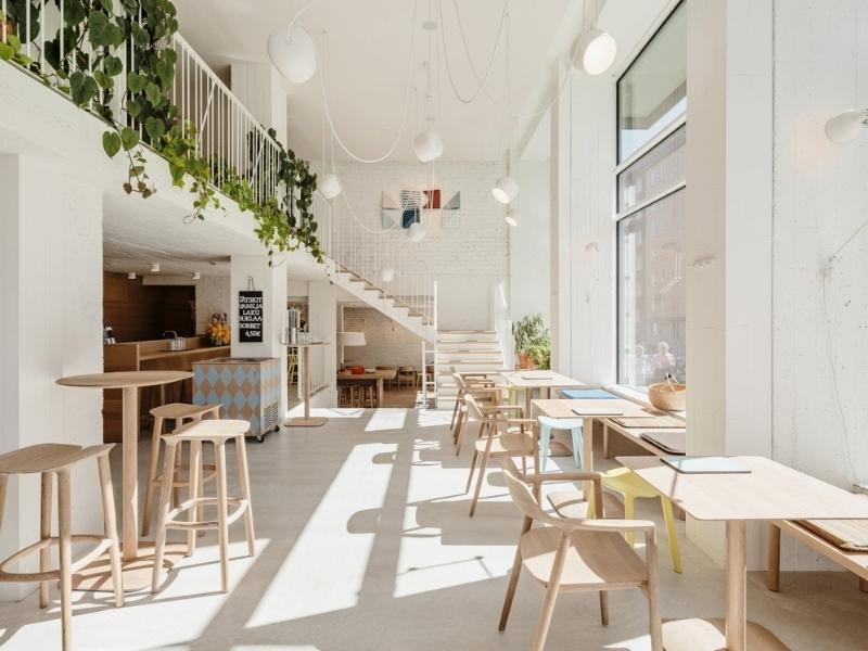 Thiết kế quán cafe phong cách tối giản