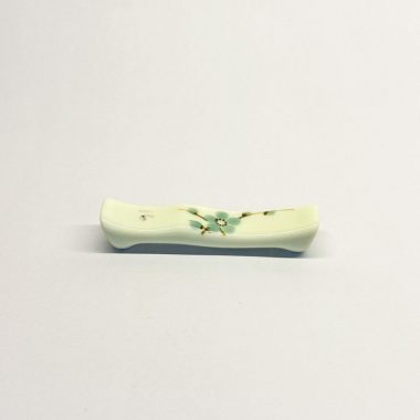 Gác đũa nhà hàng gốm bát tràng họa tiết hoa mai xanh-165