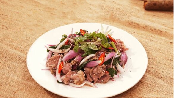 Giới thiệu cách làm gỏi bò Thái Lan