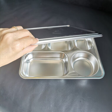 Khay cơm 5 ngăn sâu nắp inox n6i