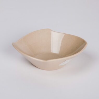 TÔ VUÔNG TV 18 Nhựa Fataco