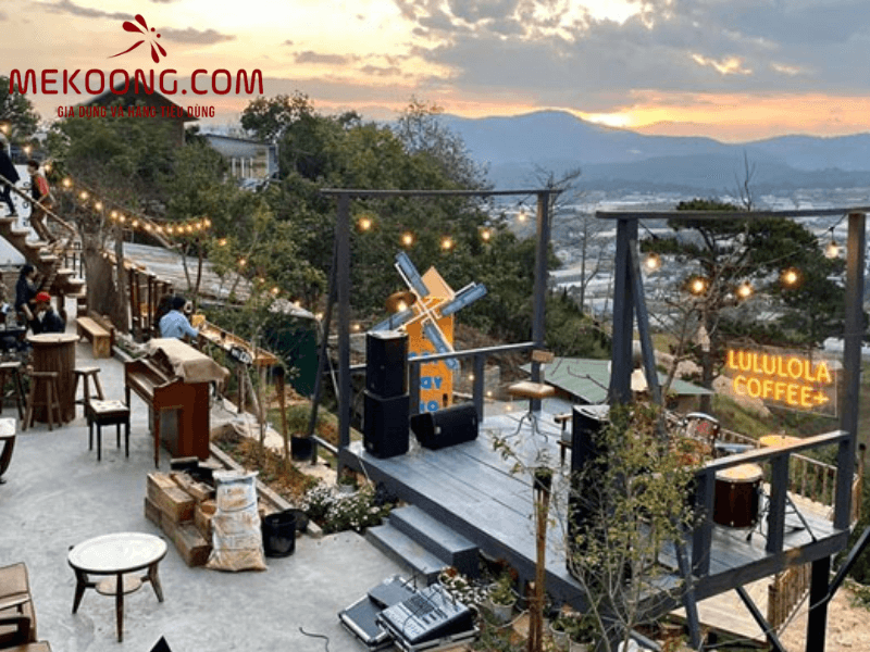 Ẩm Thực và Không Gian tại Quán Cafe Đà Lạt View Đồi (1)