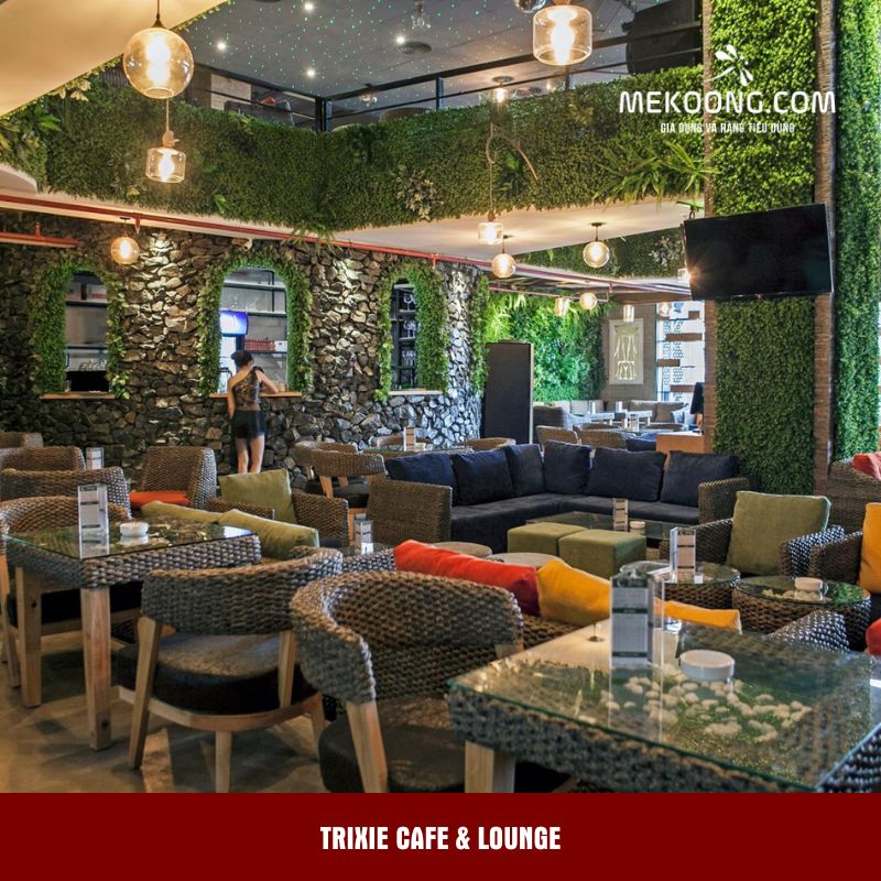 Trixie Cafe & Lounge
