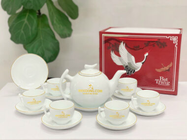 Bộ ấm chén dáng bưởi Bát Tràng chỉ vàng