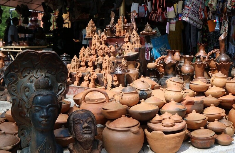 Làng gốm Bàu Trúc (Bình Thuận)