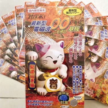 Quà tặng Công Nghệ Chip chấn sóng điện tử Hitoki mèo thần tài