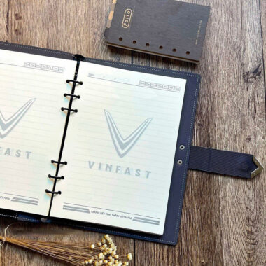 Sổ in tay logo Vinfast quà tặng SILGMK8